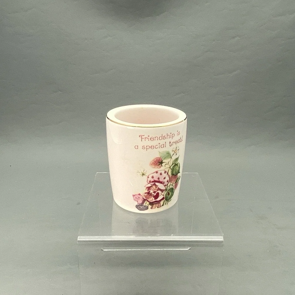 Vtg 1981 Strawberry Shortcake Porcelain Strawberry Scented Candle Used